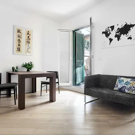 The 80 Steps Navona Modern Tower Apartamento Roma